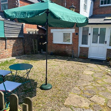 Bridport Garden Suite Екстер'єр фото