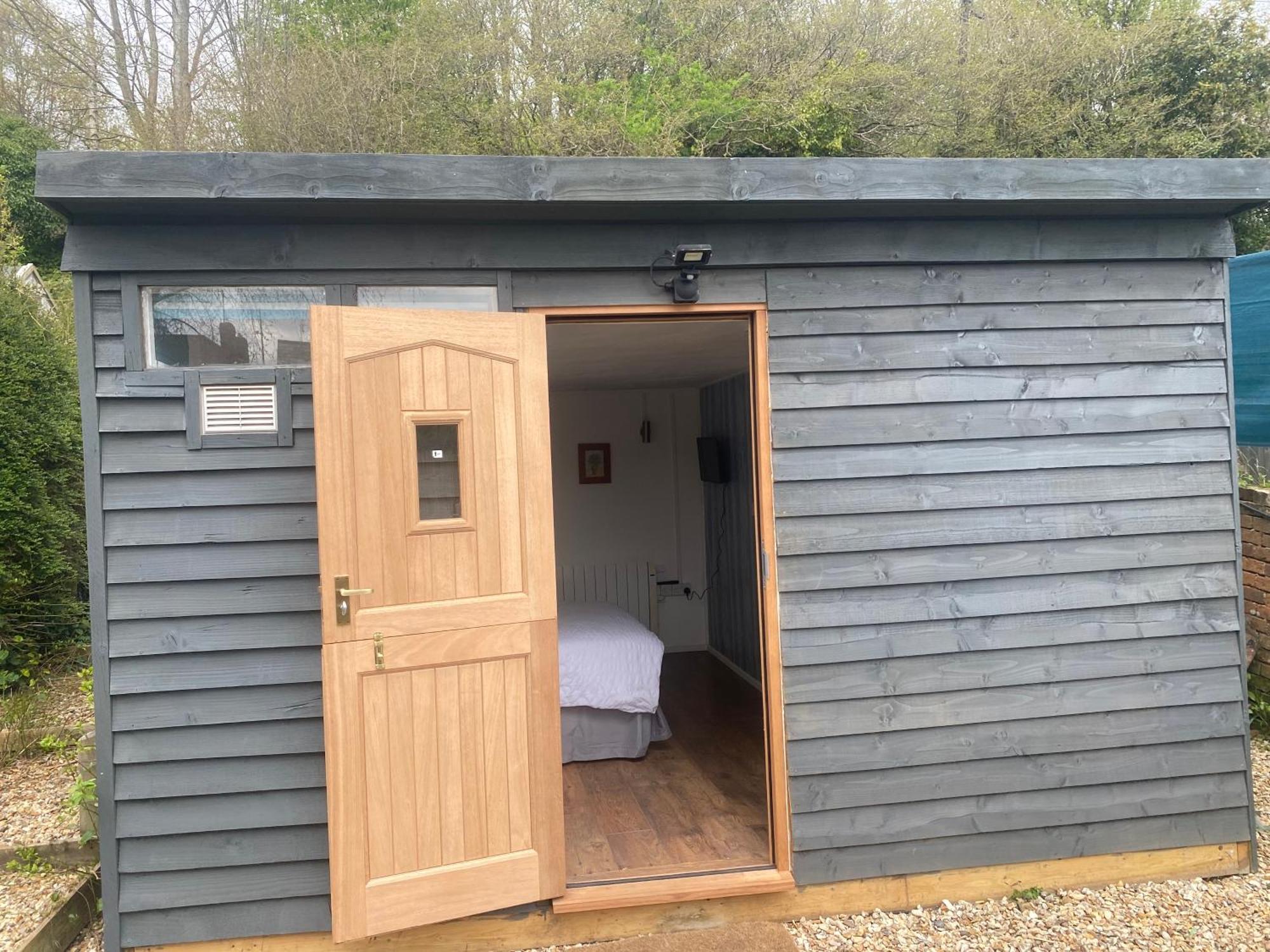 Bridport Garden Suite Екстер'єр фото